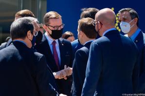 [VIDEO] Premier Morawiecki podczas Szczytu w Porto: opowiadam się za tym, żeby doszło do uwspólnotowienia patentów na szczepionki przeciw COVID-19